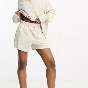 Weekday Ava linen mix shorts in off white
